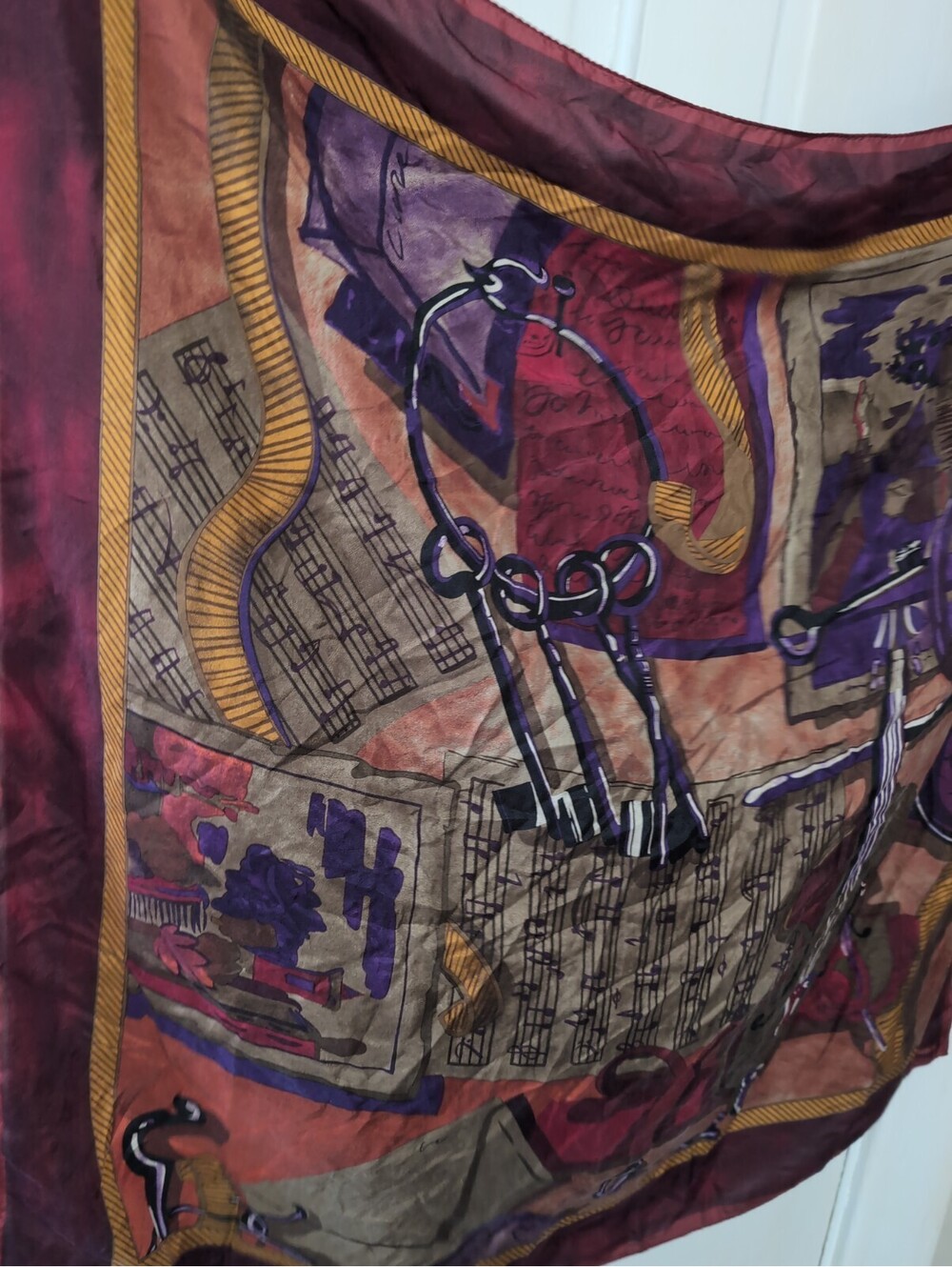 Albert Nipon Scarf Vintage‎ Silk Square Musical Themed 34"(1586)E - Picture 3 of 4